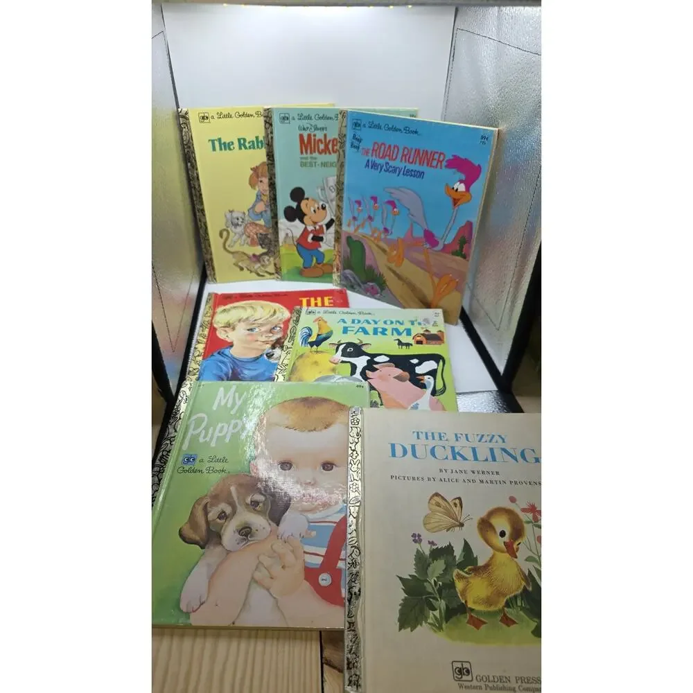 📚 Vintage 1970s Little Golden Books Lot – Bugs Bunny, Mickey Mouse, Road Runner